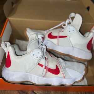 Women’s Nike React Hyperset volleyball shoes